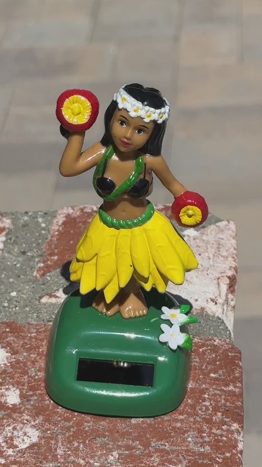 Solar Powered Hula Dancer