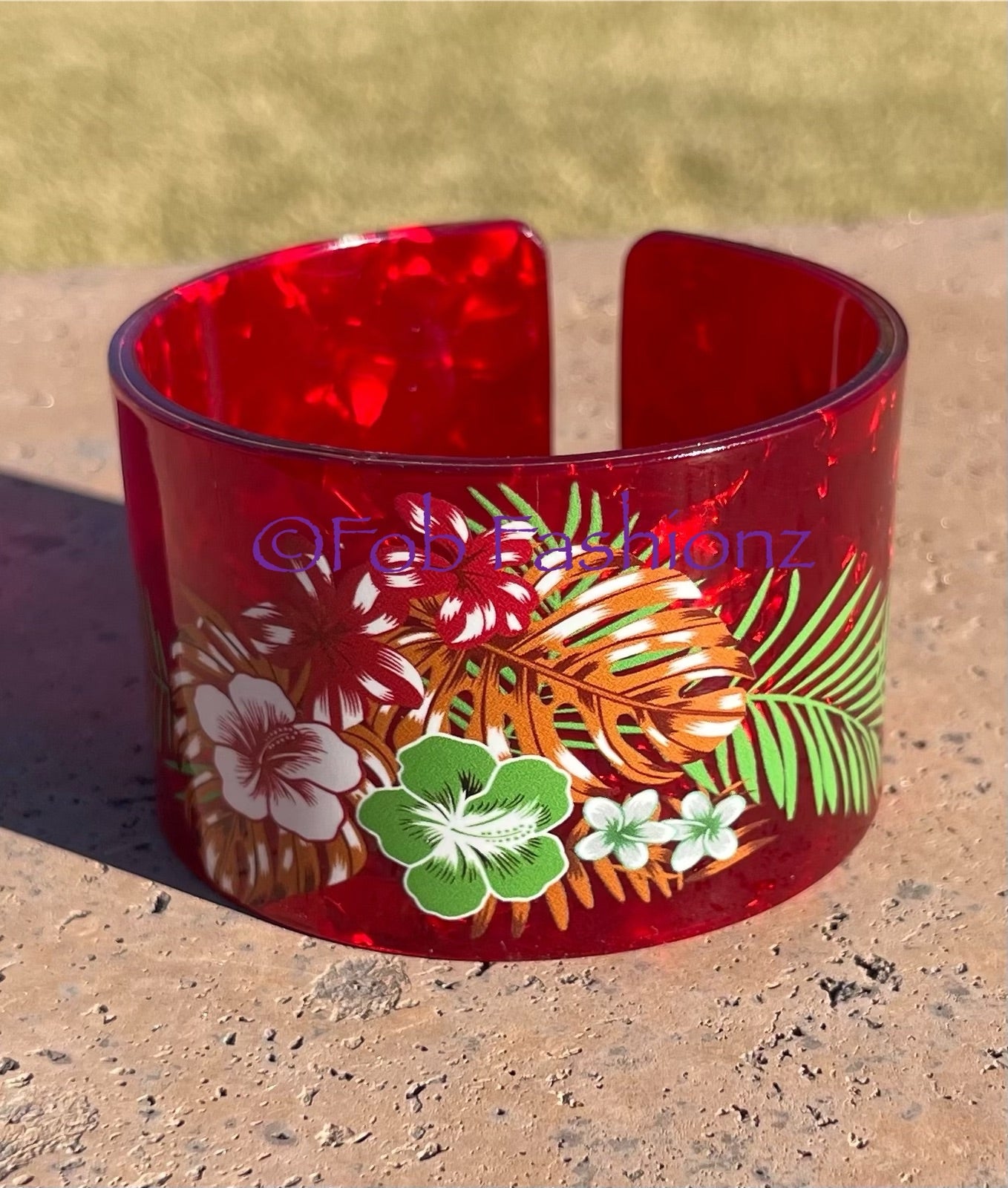 Shell Hibiscus bracelet