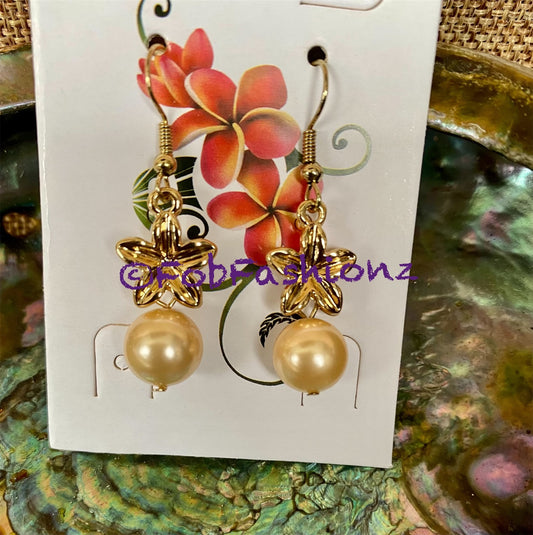 Tiare Pearl Ivory Pearl Earrings